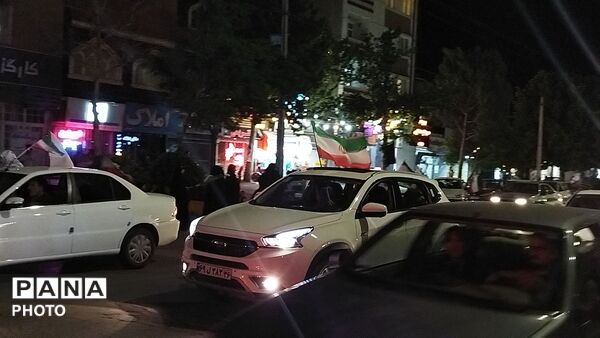 هفتاد و سومین شب از رژه ماشینی در بلوار فضل نیشابور 