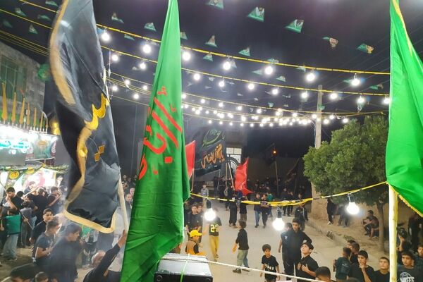 عزاداری مردان با غیرت وزنان شیردل این سرزمین در روستای بابان دردسته