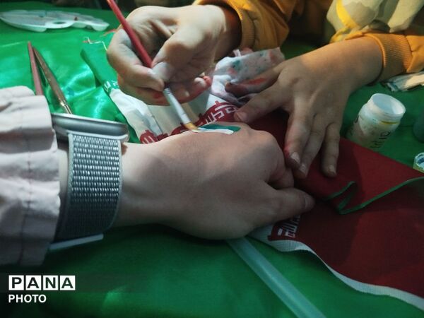 جشن میلاد امام رضا (ع) در پنجاه و نهمین شب از تجمعات مردم رجایی شهر کرج