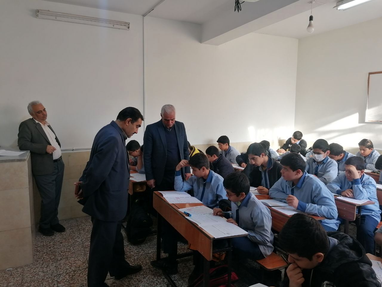 برگزاری آزمون تبار در دبیرستان پسرانه امام حسین(ع)