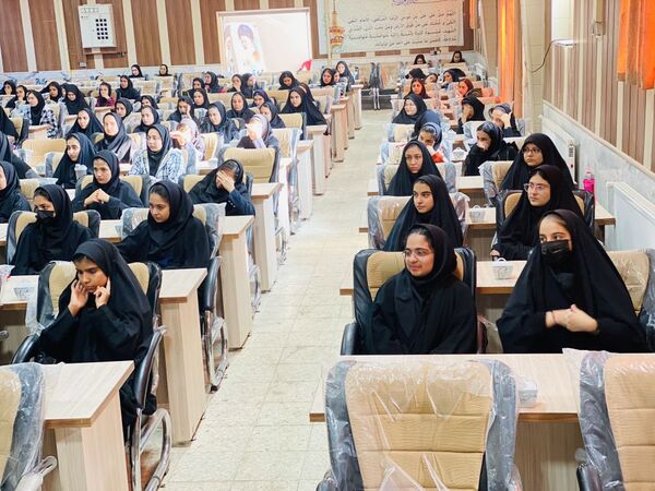 همایش هفته بسیج دانش‌آموزی در مه‌ولات