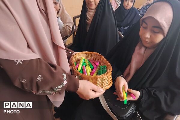 جشن شکوفه‌ها در مجتمع آموزشی مهر فاطمی پردیس