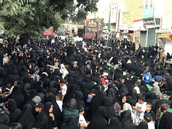 برپایی سفره حضرت رقیه(س) در زنجان