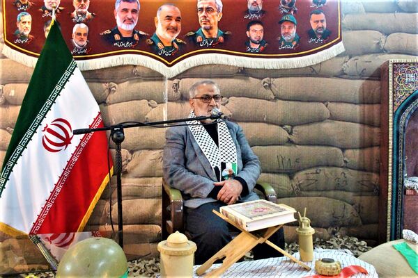 گرامیداشت یاد و خاطره ۱۵ شهید والامقام روستای مومن آباد قم