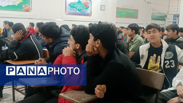 برگزاری کلاس پدافند غیر عامل ویژه پایه‌های دهم دبیرستان شاهد ابوذر غفاری نیشابور