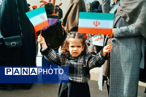 تجلی وحدت ملی در راهپیمایی ۲۲بهمن نصیرشهر 