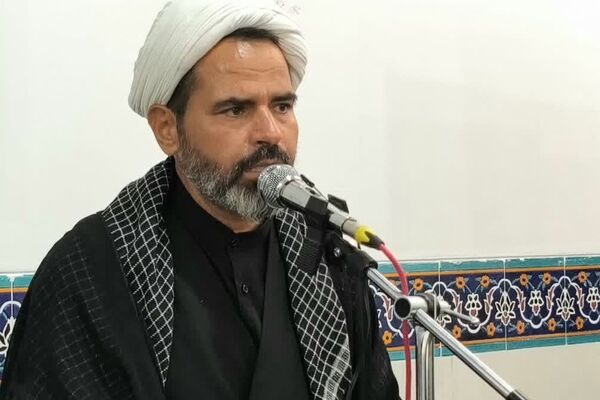 دشمن به‌دنبال تشدید اختلافات قومی و مذهبی است