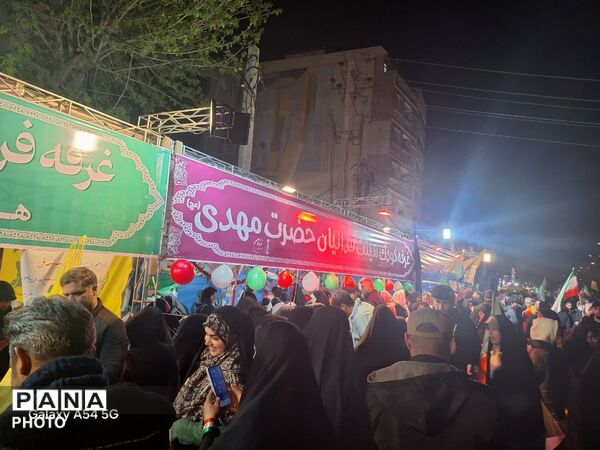 حضور دشمن‌شکن اهالی کرج در تجمع شب چهل و پنجم