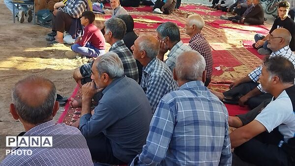 تعزیه خوانی در خیابان طالقانی نیشابور 