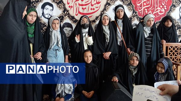 حضور دانش آموزان در نماز جمعه کاشمر