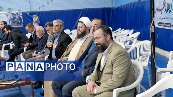  همایش دانش‌آموزی یاوران انقلاب شهرستان ورامین