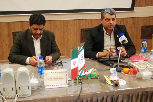 جلسه هم‌اندیشی سر گروه‌های گروه آموزشی کیفیت بخشی فعالیت‌های پرورشی مناطق ۲۱ گانه شهرستان‌های تهران