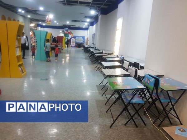 عرضه نوشت افزار ایرانی در نمایشگاه ایران نوشت حرم مطهر رضوی