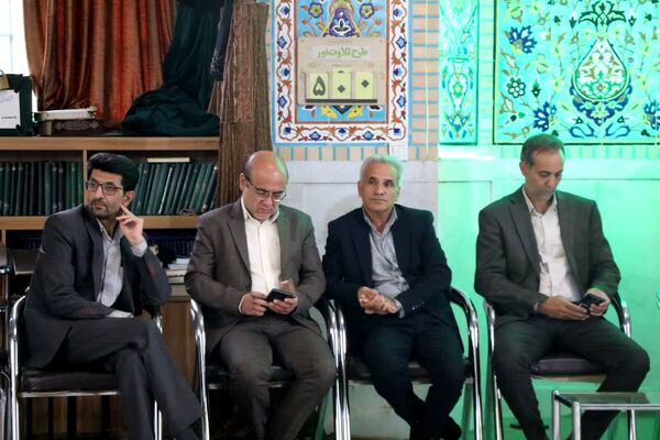 انتخابات انجمن اولیا و مربیان دبیرستان جلیل مرشدیان ناحیه ۷
