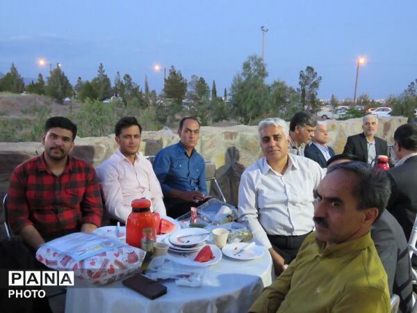 همایش «سپاس معلم» در خلیل‌آباد
