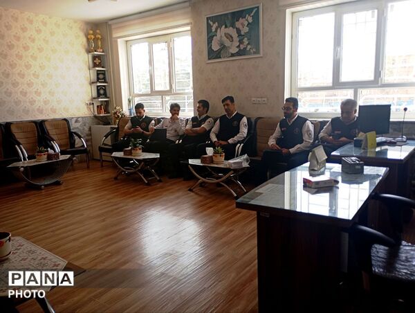 کلاس های آموزش خود امدادی و بهداشت دهان و دندان 