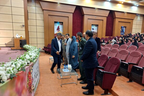همایش فصلی مدیران مدارس شهرستان پردیس 