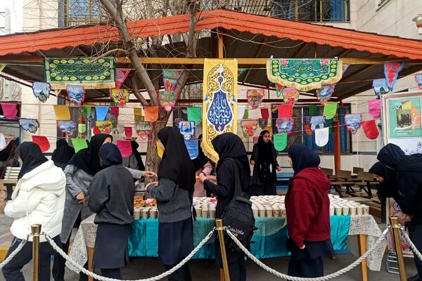 برپایی موکب‌های پذیرایی به مناسبت میلاد امام زمان (عج) در مدارس ناحیه دو شهرری