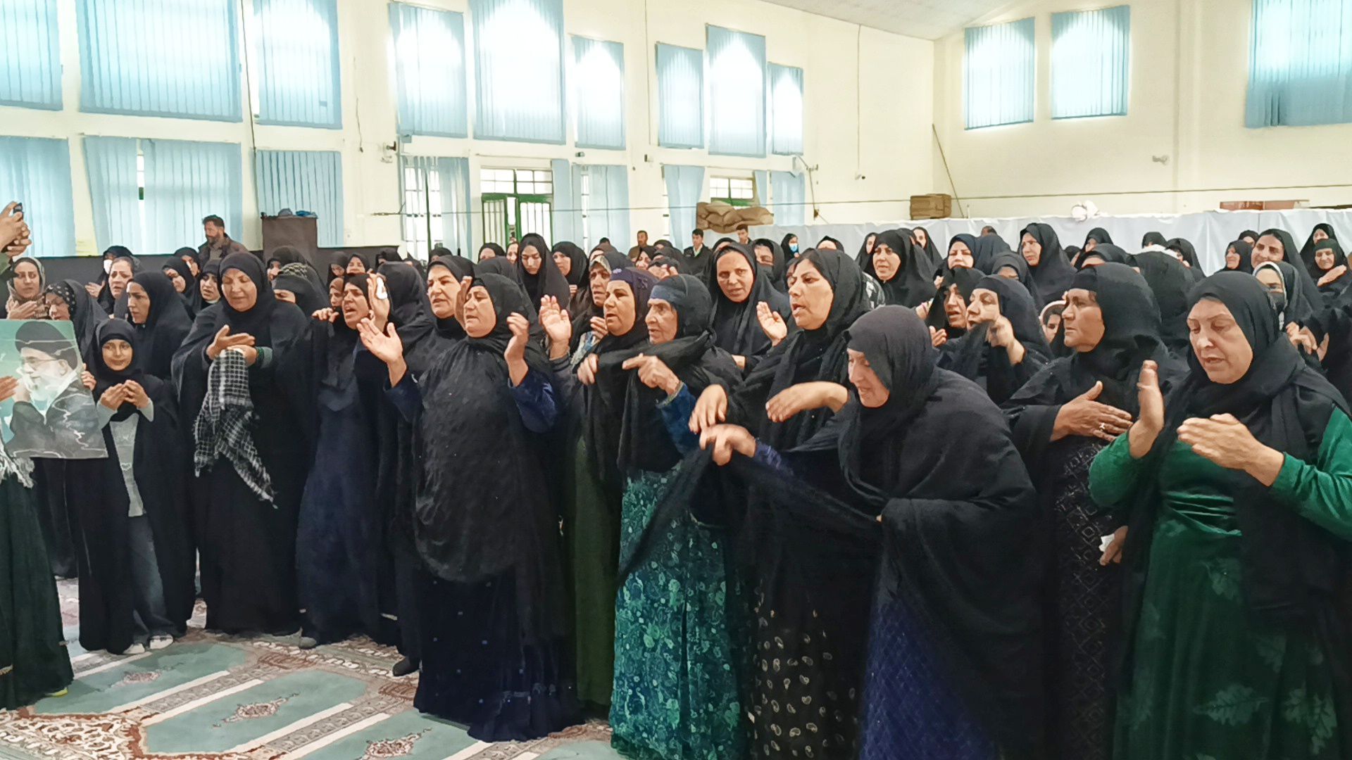 حضور گسترده و پرشور عزاداران مارگونی در شهادت رهبر انقلاب