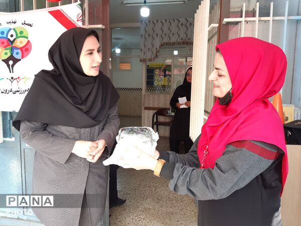 افتتاح المپیاد درون مدرسه ای دبیرستان نبوت  