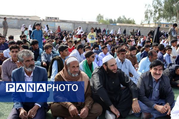 حضور پرشور شیعه و سنی دهستان رمشک در یوم‌الله ۲۲ بهمن