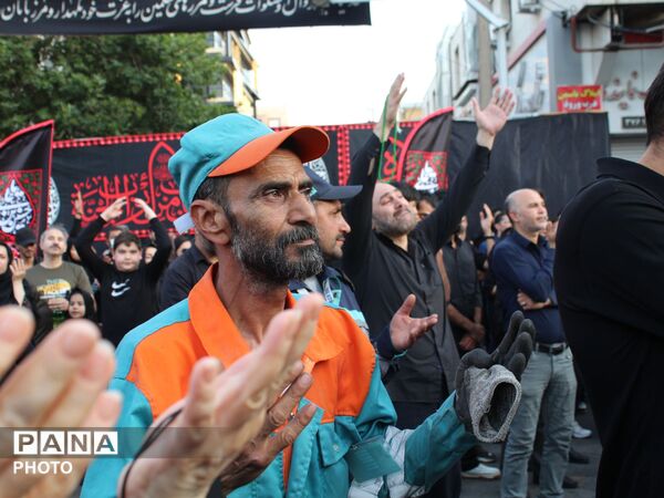 ماتم حسینی در چهارراه بهار؛ ضجه های عاشورایی در غروب غربت