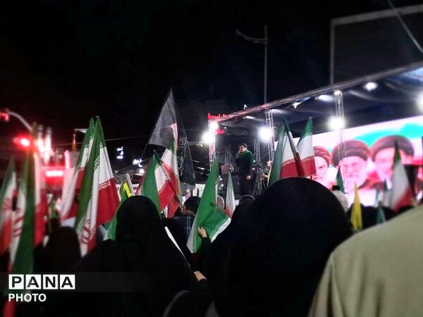 قاب شب های مردمی درنقاط مختلف تهران