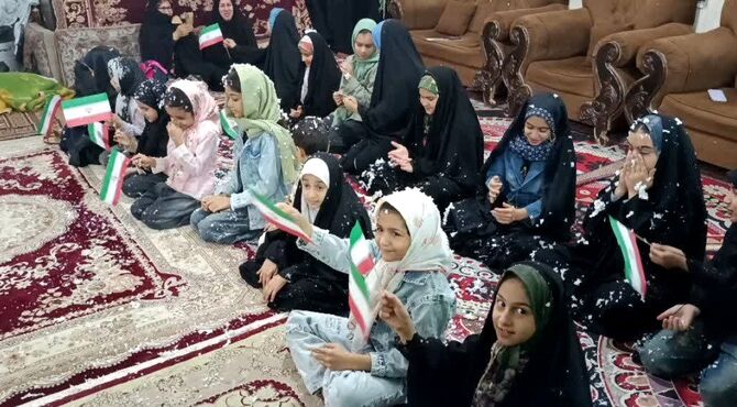 مراسم جشن دهه کرامت در مسجد امام حسن عسکری (ع) زارچ