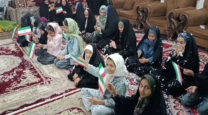 مراسم جشن دهه کرامت در مسجد امام حسن عسکری (ع) زارچ