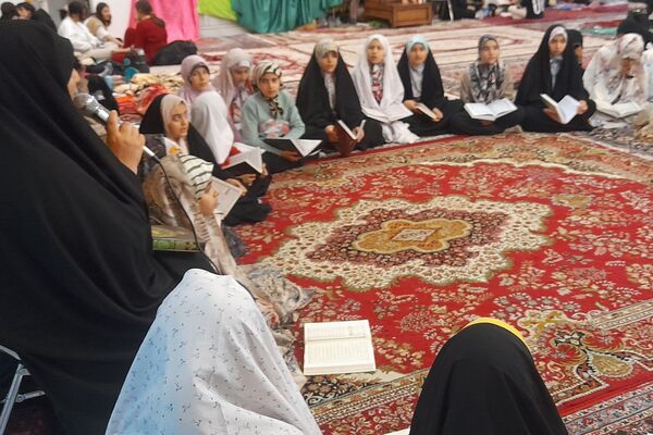 اعتکاف دانش‌آموزی در شهرستان اسلام آباد غرب 