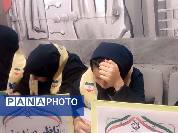 انتخابات شورای دانش آموزی در دبیرستان دخترانه انیس خوش قدم