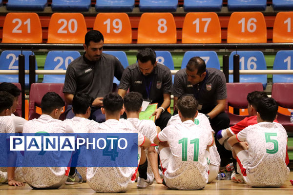 دور اول رقابت‌های فوتسال دانش‌آموزان پسر کشور در تبریز