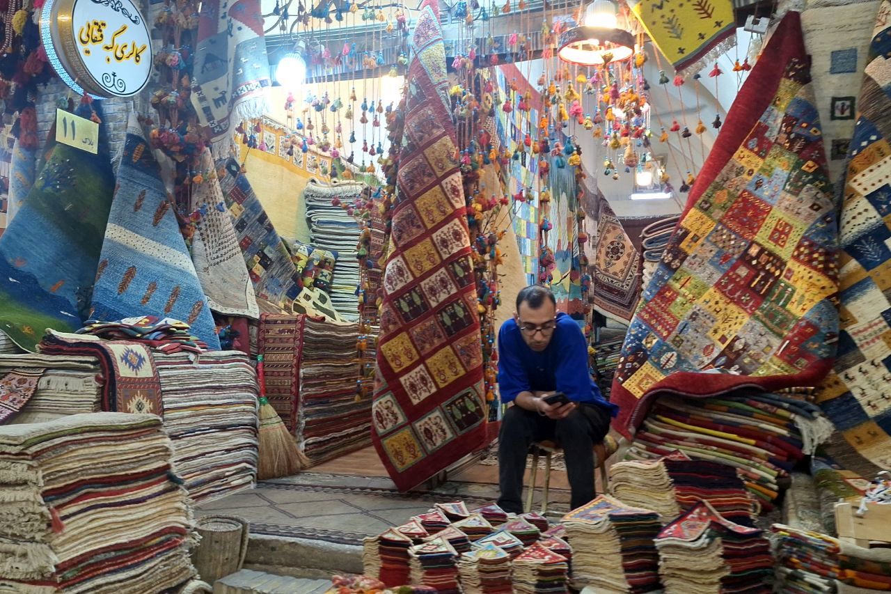 صنایع دستی رونق بازارهای شیراز 