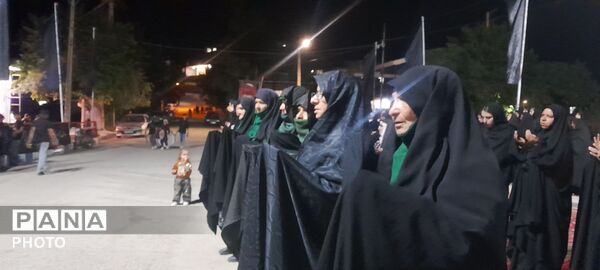 عزاداری و زنجیر زنی  شب هفتم ماه محرم در حسینیه شهدای شهر بار  