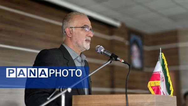 جلسه فصلی مدیران مدارس ابتدایی قائمشهر