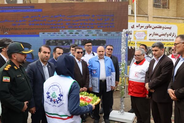 پناه‌گیری، خروج، نجات؛ مانور زلزله در خوزستان