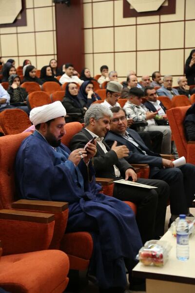 تجلیل از دانش‌آموزان برگزیده کنکور سراسری شهرضا