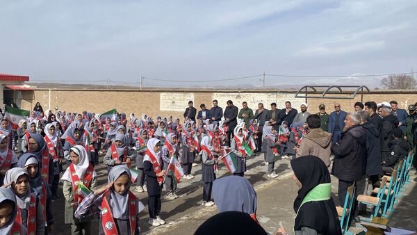 مراسم  یاوران انقلاب و افتتاح نمازخانه خیرساز در دبستان بنیاد برکت باخرز