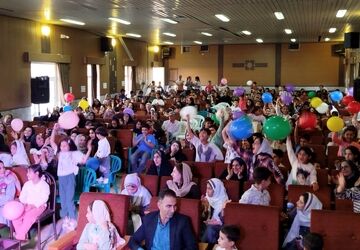 جشن بزرگ برای کودکان در شهرستان کنگاور