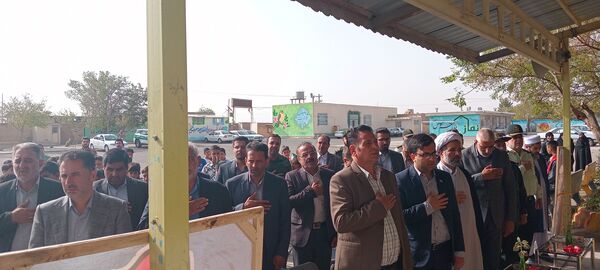 جشن جوانه ها در مدارس باخرز برگزار شد