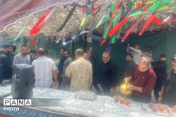 موکب بین‌راهی «رهبر شهیدم» در جاجرم 