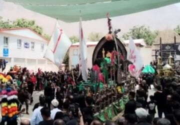 برگزاری مراسم عزاداری دهه محرم در منشاد 