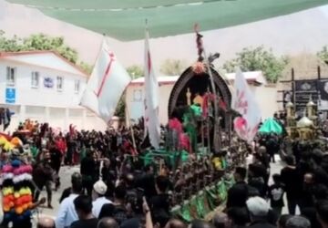 برگزاری مراسم عزاداری دهه محرم در منشاد 