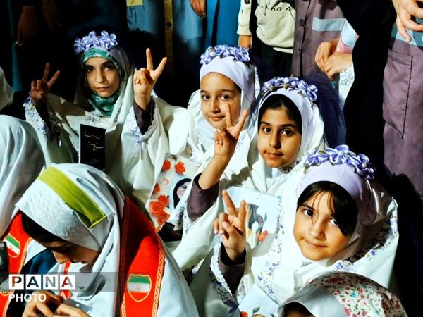 اجتماع دختران خورشید در گلوگاه 