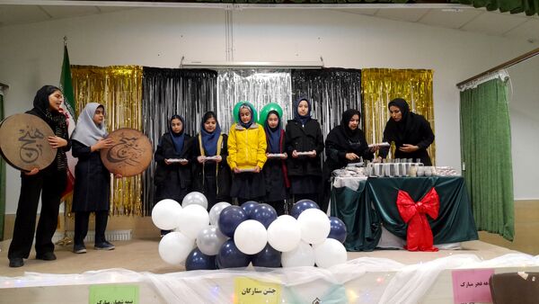 جشن ستارگان ویژه دانش آموزان برتر دبیرستان نورالهدی 
