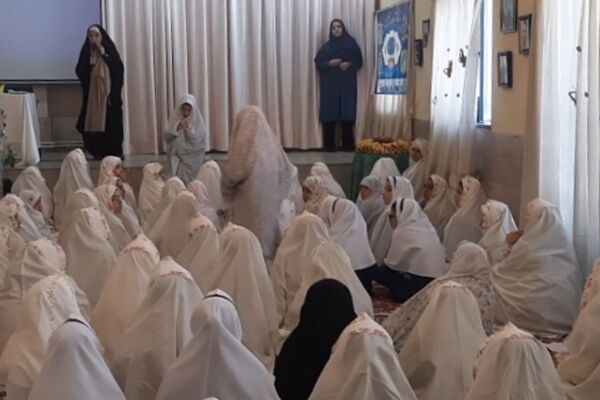 برگزاری مراسم افتتاحیه نمازخانه و طرح مصباح الهدی در دبستان مهندس وحید کیهانی ناحیه یک شهرری