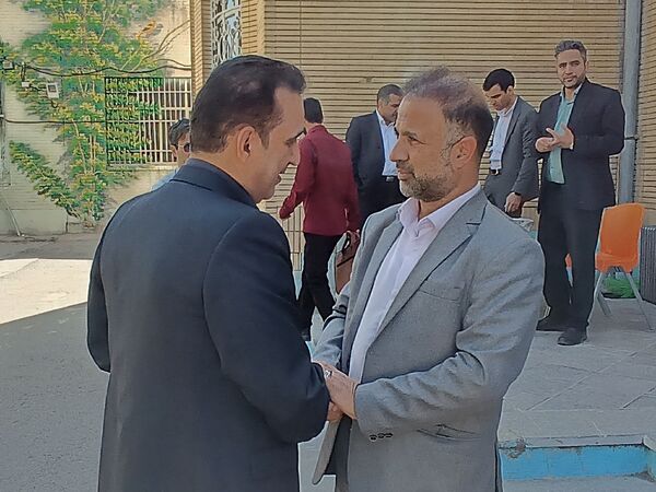 زیارت دسته جمعی معلمان در حریم قدس رضوی 
