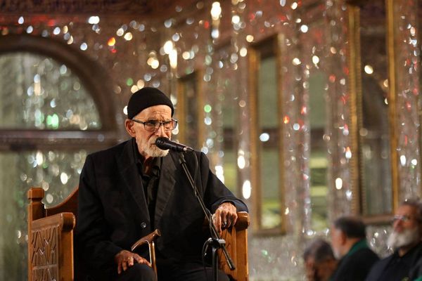 حضور پرشور مردم شهرری در مراسم ارتحال امام خمینی (ره) 