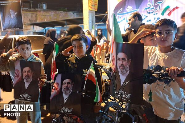 مردم شهر باشت همچنان پای عهد خود هستند و تا زمان پیروزی نهایی در خیابان‌ها میدان‌داری می‌کنند