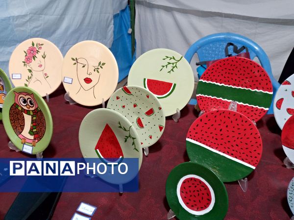 نمایشگاه محصولات اقتصادی در شهرستان